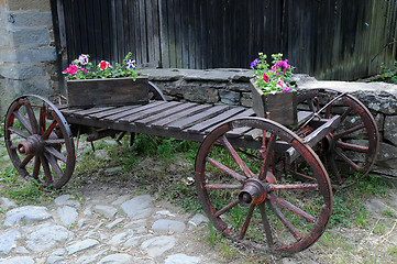 Image showing Flower Boxes on the Cart