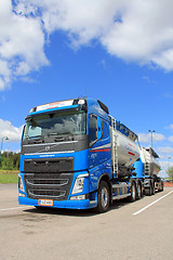 Image showing Volvo FH 450 Bulk Transport Truck and Trailer