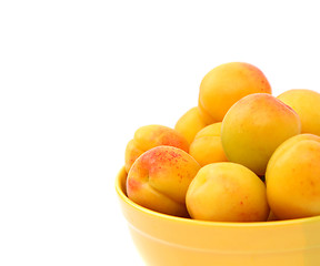 Image showing fresh apricot on a bowl