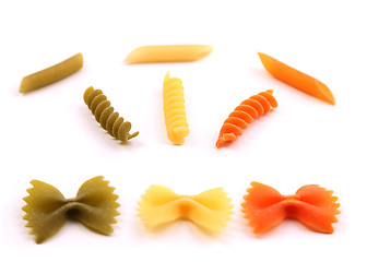 Image showing A composition of different pasta in three colors.