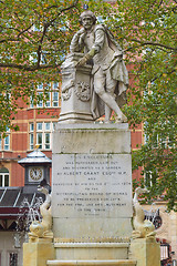 Image showing Shakespeare statue