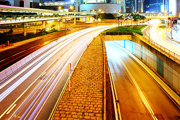 Image showing Traffic in city at night