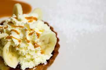 Image showing A fresh banana cream pie