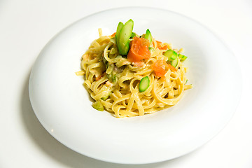 Image showing Pasta fettuccine with salmon