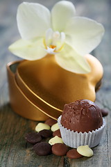 Image showing Homemade candy, chocolate and flower.