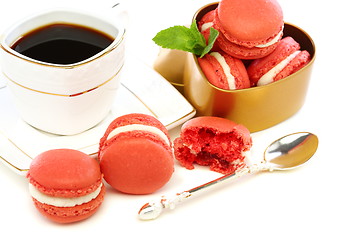 Image showing Coffee and French macaroons.