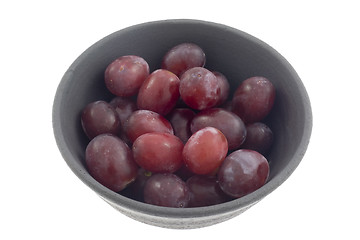 Image showing Bowl of red grapes

