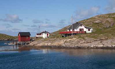 Image showing Cottage near the sea