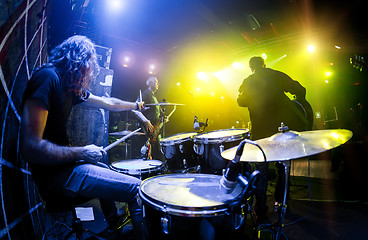 Image showing musicians play on stage