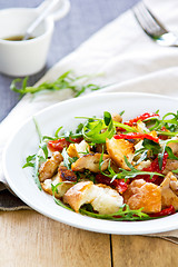 Image showing Chicken with sundried tomato and rocket salad