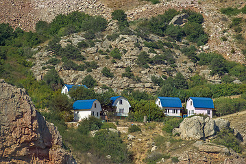 Image showing Cottages on the mountain slope