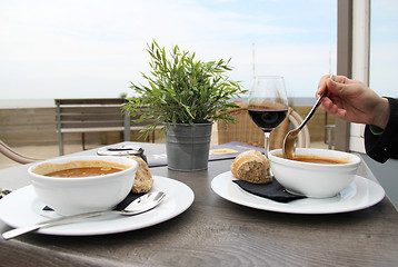 Image showing Lunch on the beach r