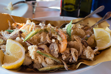 Image showing Fried Seafood Platter