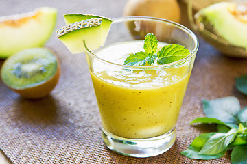 Image showing Melon with Kiwi smoothie