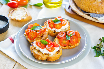 Image showing Crostini