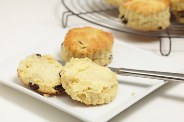 Image showing Scone and butter