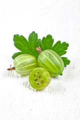 Image showing gooseberries with leaves 