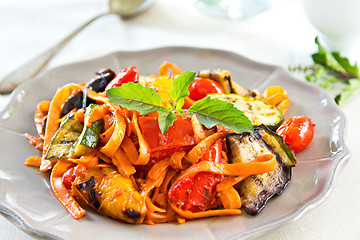 Image showing Fettucine with grilled vegetables and tomato sauce 