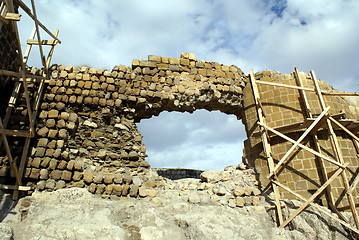 Image showing Hole in the wall
