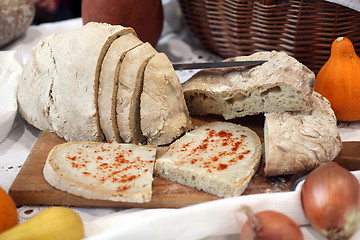 Image showing Bread with lard 