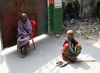 Image showing Streets of Kolkata. People live and work on the streets