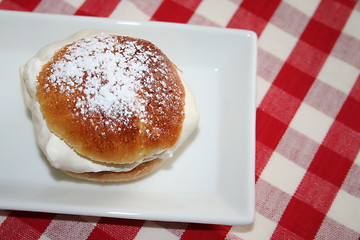 Image showing Cream bun