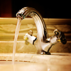 Image showing Hotel bathroom