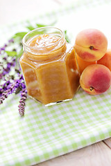 Image showing apricot jam