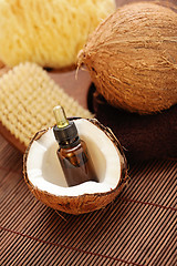 Image showing coconut essential oil