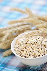 Image showing bowl of oats