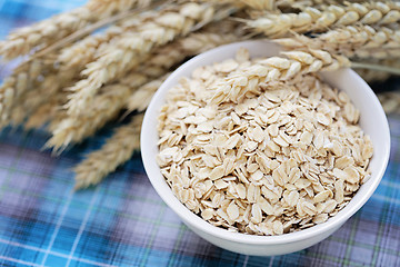 Image showing bowl of oats