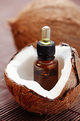 Image showing coconut essential oil