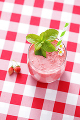 Image showing strawberry shake