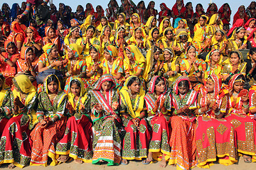 Image showing Large group of Indian girls in colorful ethnic attire