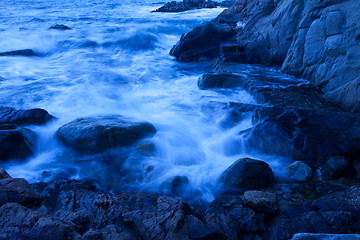 Image showing rocky and the waves