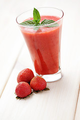 Image showing strawberry shake