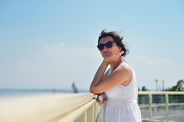 Image showing happy woman outdoor