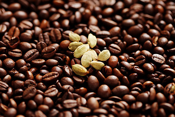 Image showing coffee beans with cardamom