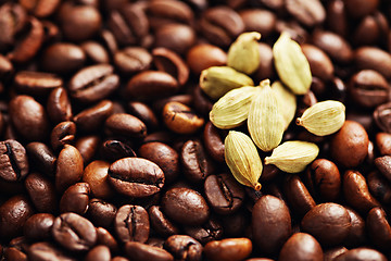 Image showing coffee beans with cardamom