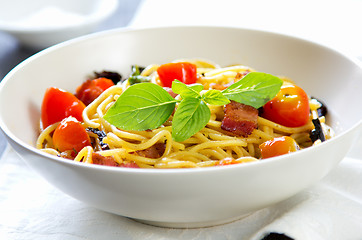 Image showing Spaghetti with bacon and dried chilli