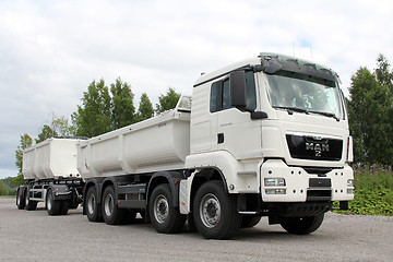 Image showing White MAN TGS 35.480 Truck and Trailer