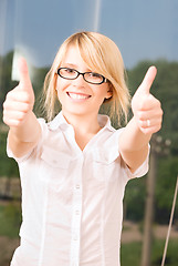 Image showing thumbs up