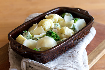 Image showing Gratin of cauliflower and broccoli