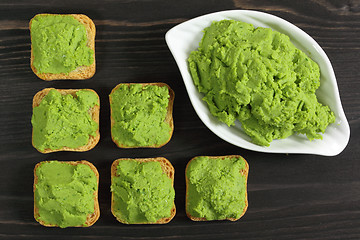 Image showing Green peas puree