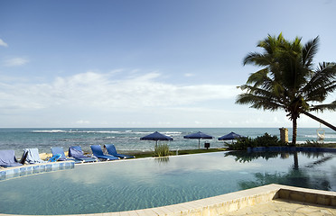 Image showing pool by the sea