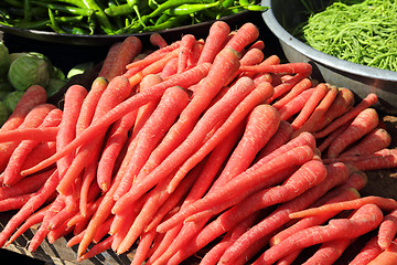 Image showing red carrot on market in india