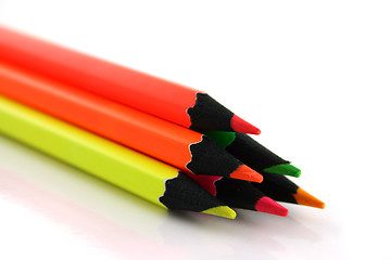 Image showing Pyramid of 6 neon pencils
