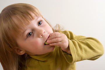 Image showing child eating