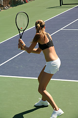 Image showing Woman playing tennis