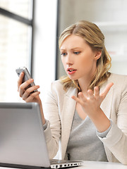 Image showing businesswoman with cell phone